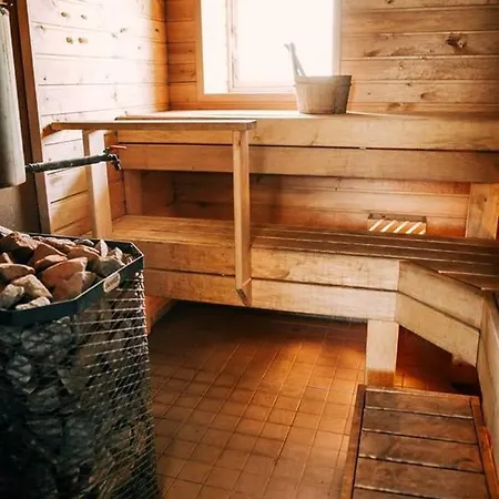 Casa de Férias Lehtla Puhkekompleks